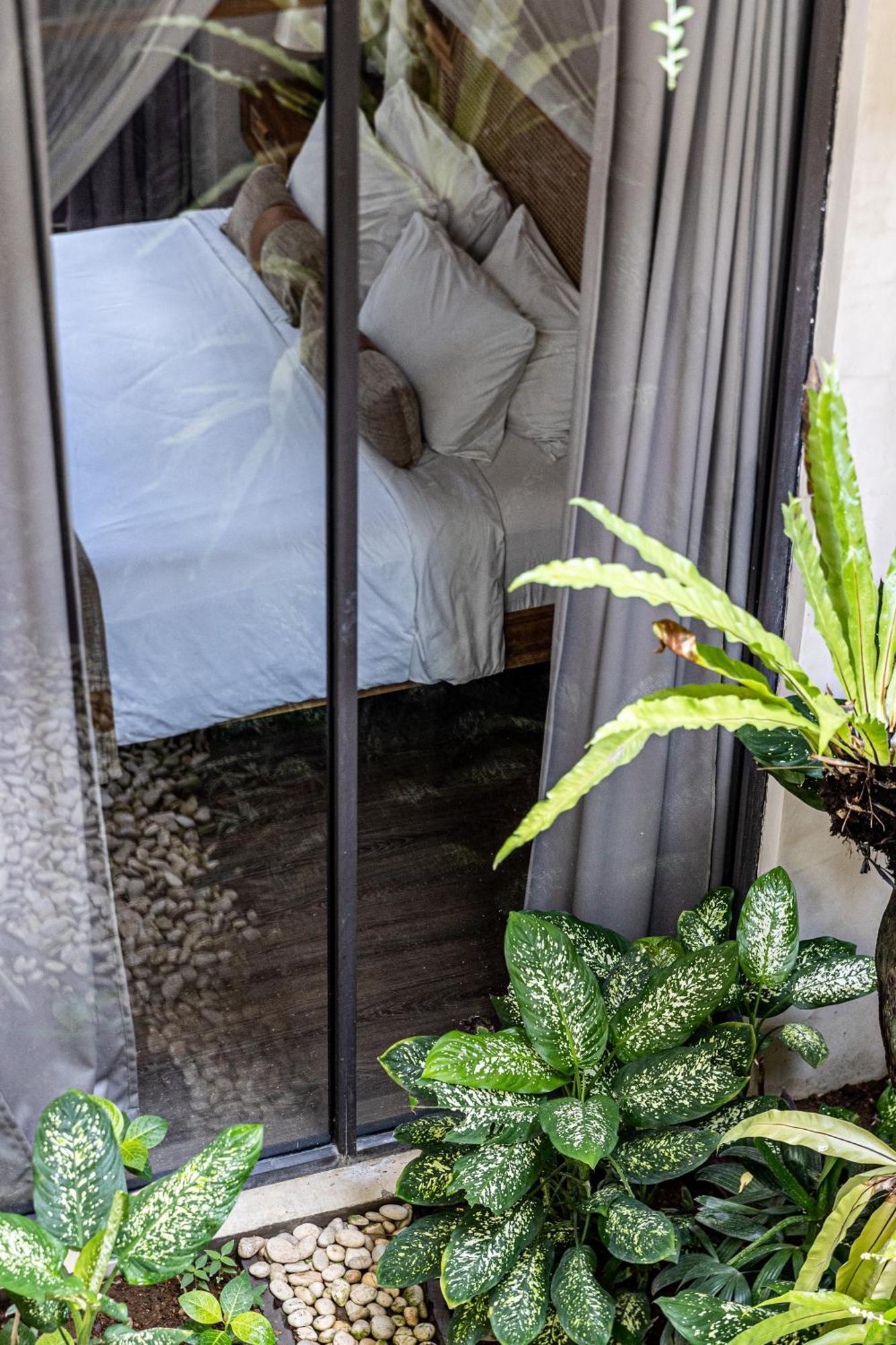 La Rose Villas And Suites Camp Canggu Exterior photo