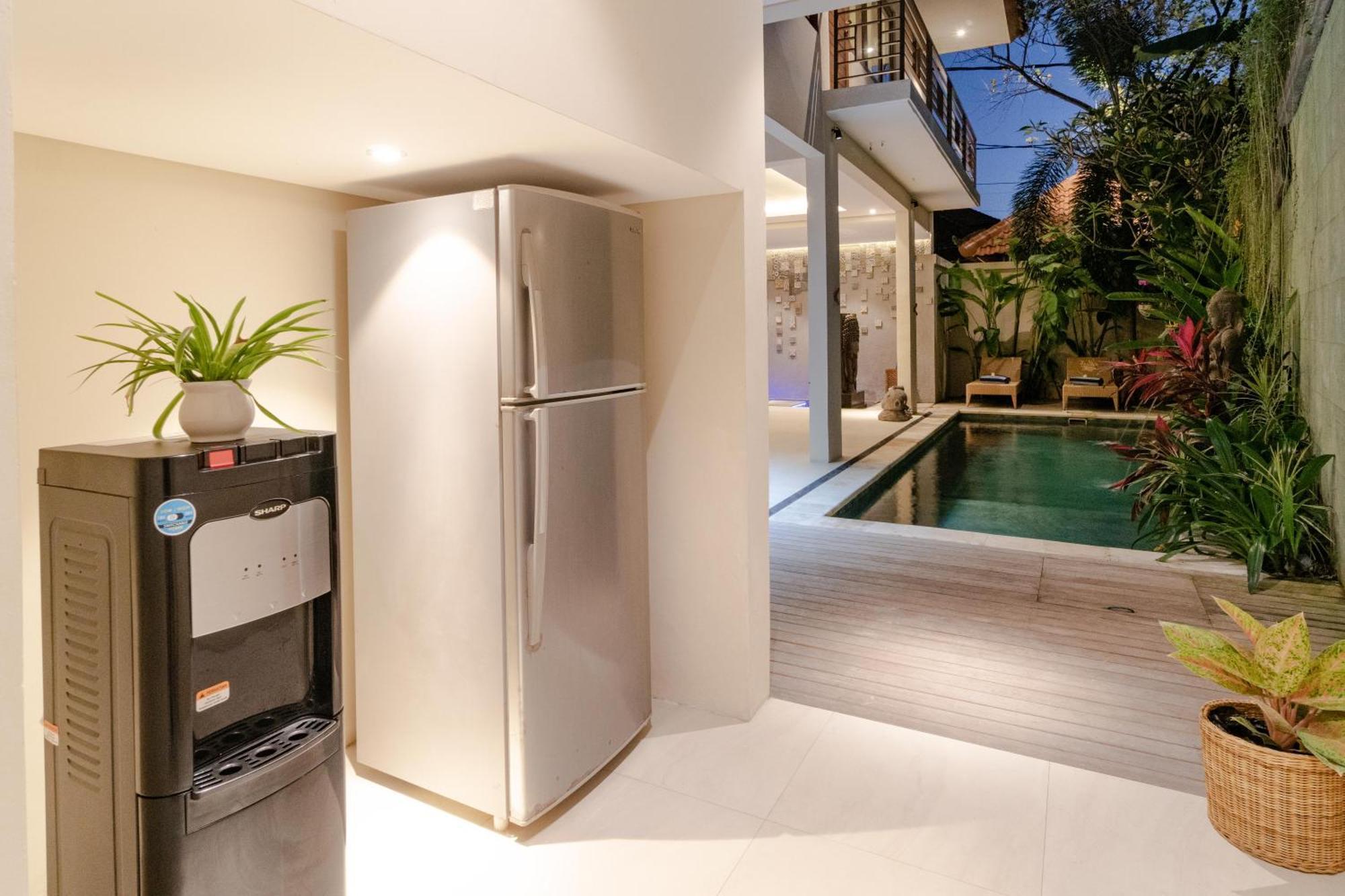 La Rose Villas And Suites Camp Canggu Exterior photo